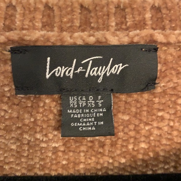 Gorgeous tan Lord and Taylor knit sweater - Picture 2 of 3